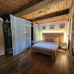 In Belgium With Lush Garden Retreat Сasa de vacaciones Hastière-Lavaux