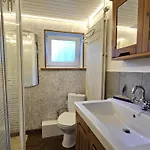 Сasa de vacaciones In Belgium With Lush Garden Retreat