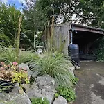 In Belgium With Lush Garden Retreat Сasa de vacaciones