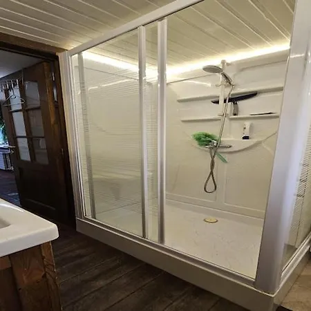 In Belgium With Lush Garden Retreat Casa de Férias *