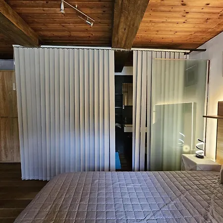 In Belgium With Lush Garden Retreat Casa de Férias Hastière-Lavaux